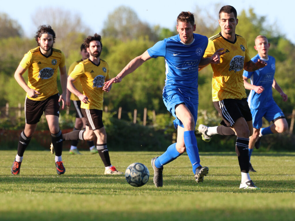 Latest matchday photo: Comberton Utd v Hardwick